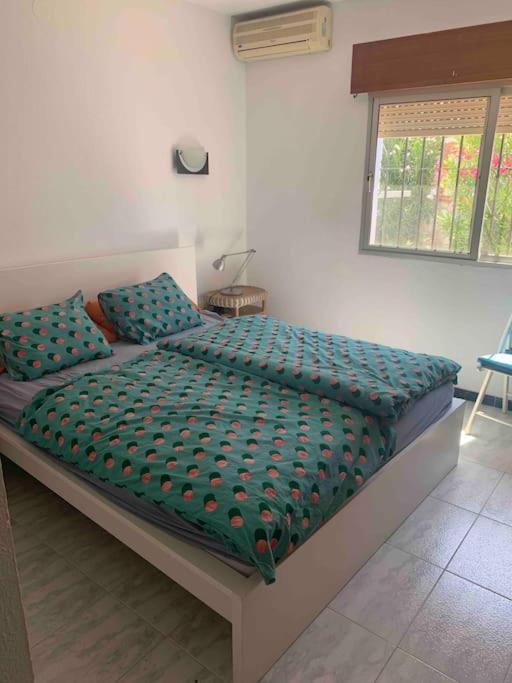 Huis Met Zwembad เบนัลมาเดนา ภายนอก รูปภาพ